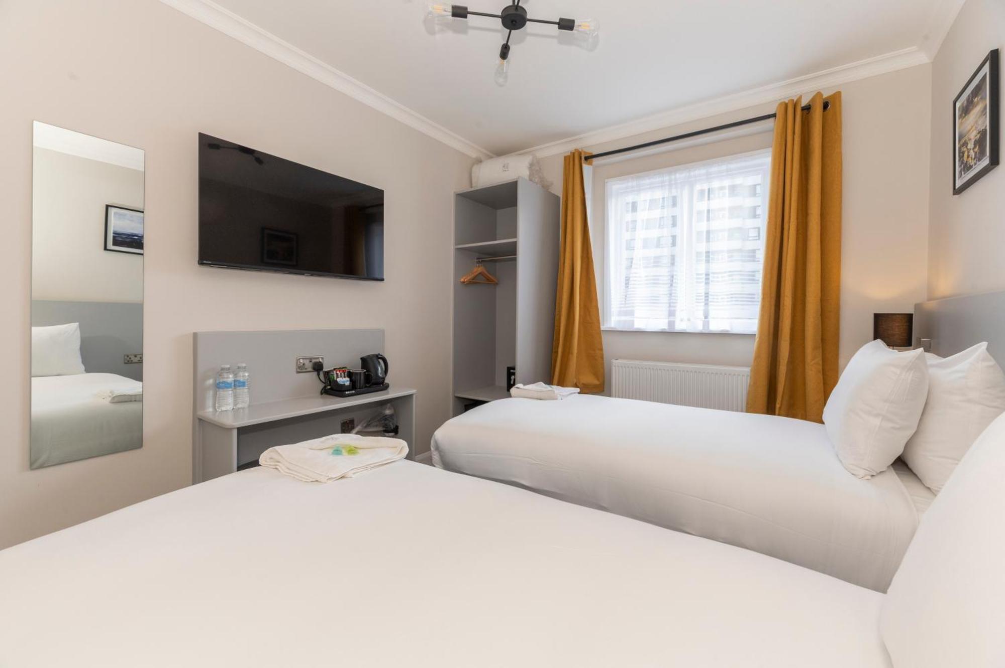 Marina Hotel 런던 외부 사진