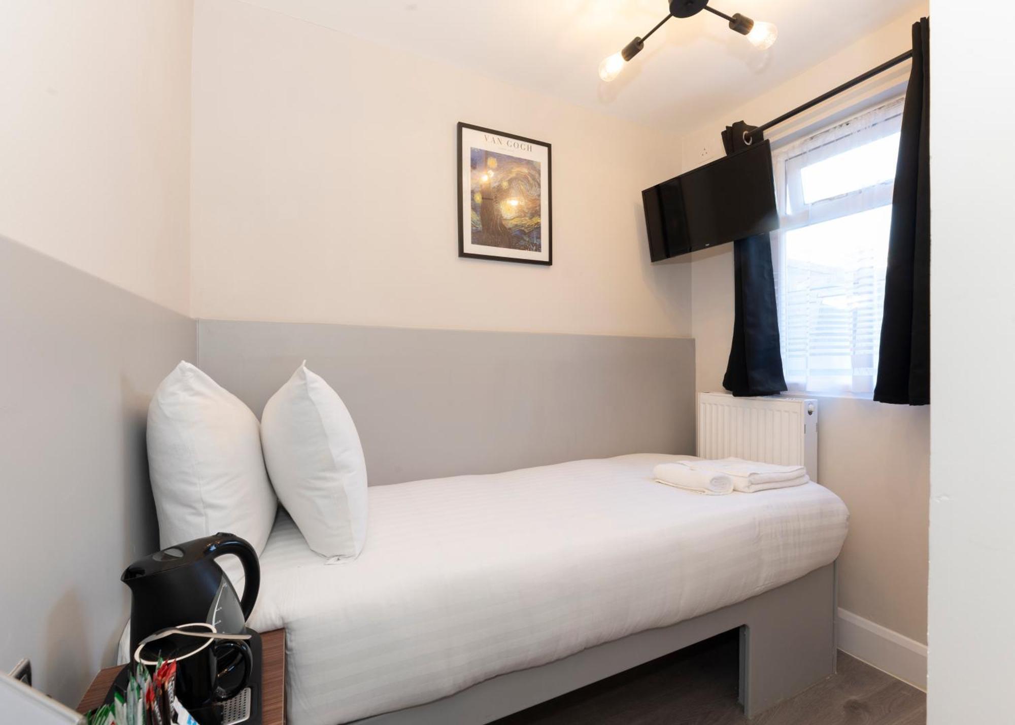 Marina Hotel 런던 외부 사진